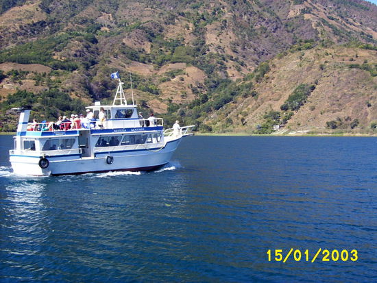 ...tour boats carry tourists around the lake and they can get on and off any boat at their convenience...