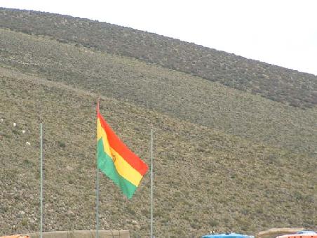 Bolivia is called the Tibet of the Americas because it is the highest, most isolated and most rugged of Latin America. And as we could experience also a very traditional country - a contrast to Chile.