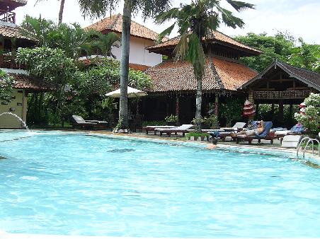First Hotel- Saphir Marbisa