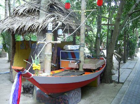 At Night, these boats are packed full of local fresh fish, grilled on a BBQ!