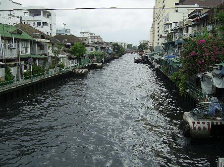 Bangkok's many canals helped adopt the title 'Venice of the East'!