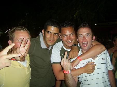 Ryan, Sol, Ed and Wes enjoying the evening.