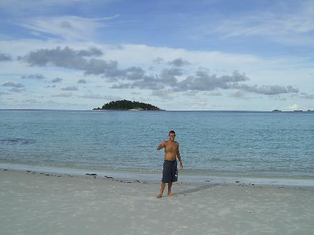 Thumbs up for Whitehaven Beach, almost certainly the best beach i had visited on my entire trip!