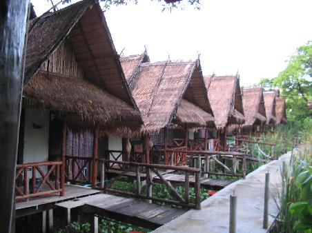 Blue Star Guest House, Kanchanaburi