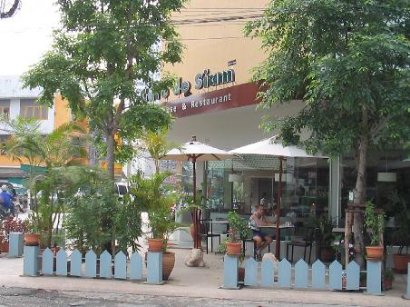 Breakfast at Cafe De Siam