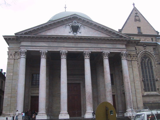 The facade of the cathedral