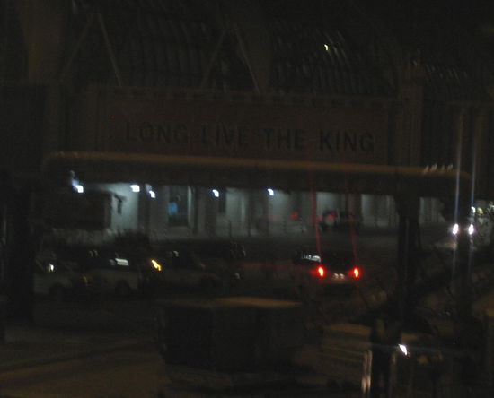 Our first glimpse of a tribute to their beloved King. The first of many to come...