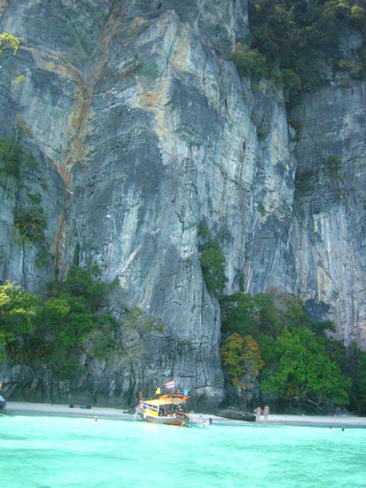 The breathtaking view of Monkey Island