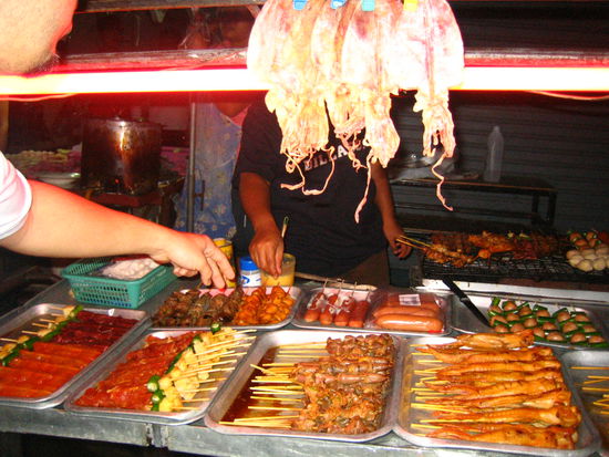 H points to the 'chicken bum'