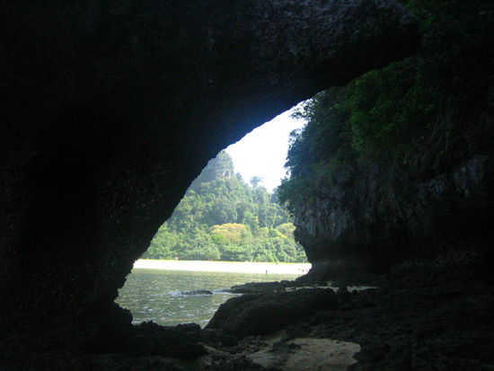 We're inside the cave!