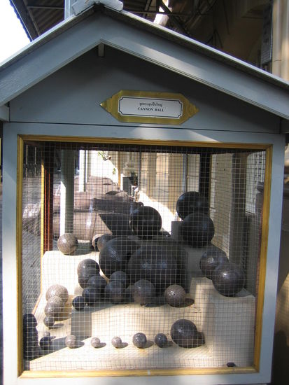 These are some very large (canon) balls