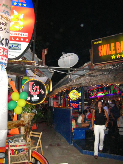 Smile bar--where we kicked ass in a game of pool