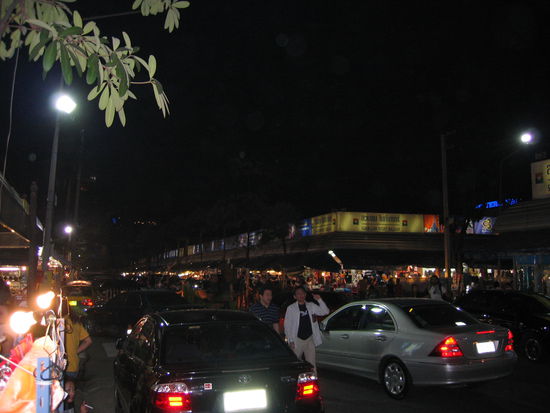 The crowded bazaar