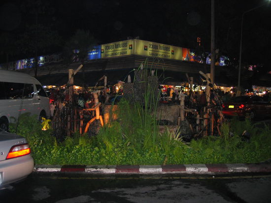 Cool stick-figures fountain