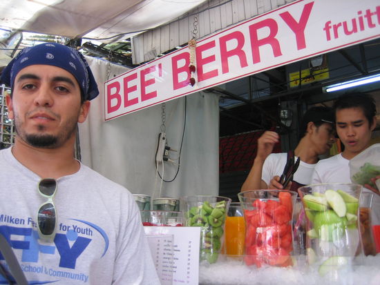 Mmmm... Bee' Berry fruit shakes