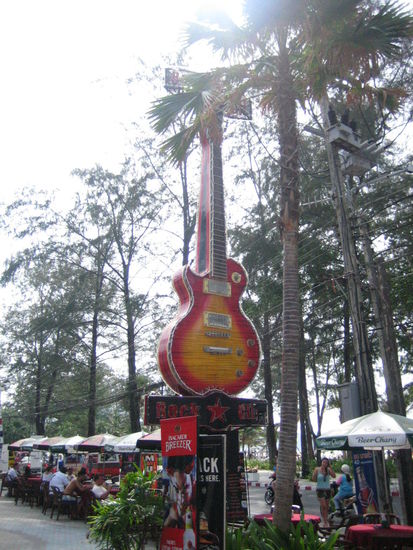Rock City, the Thai version of Hard Rock Cafe