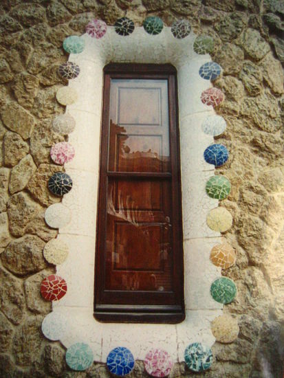 I really love the design of this one