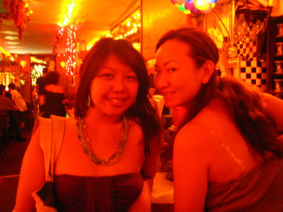 Jen pays the bill, then gets me Yaffa giveaways. What a cool belated bday present!