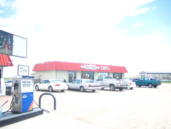 Another one of those old-skool gas stations