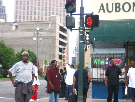 Peeps milling about Canal St.
