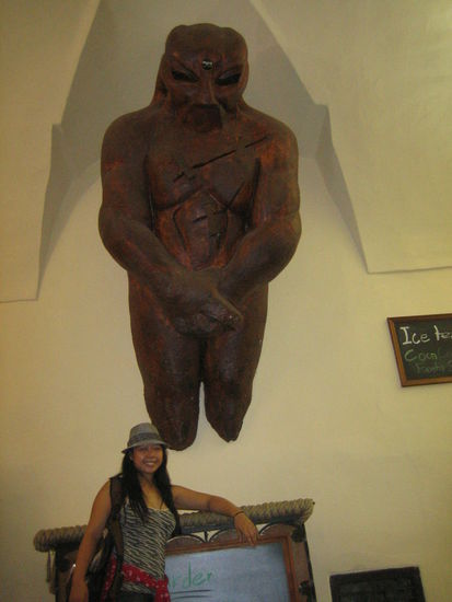 Me and the footless statue