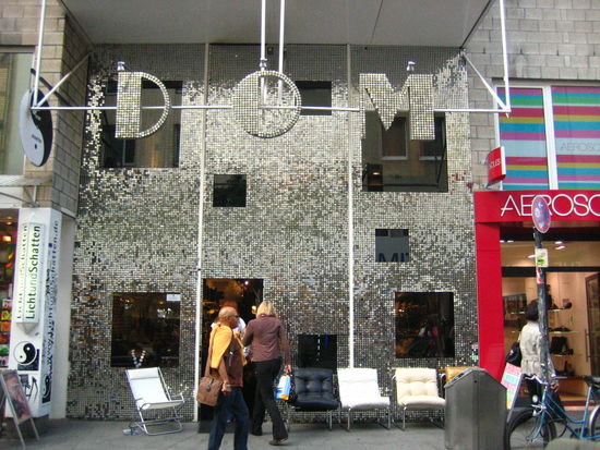 This is probably the coolest decor on a store I've ever seen