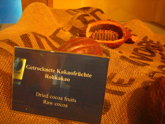 1. Cut fruit down with a machete or sharp knife