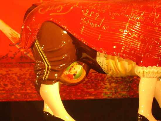 Mozart "masquerades" as a bull testicle