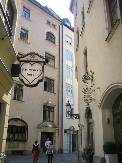 a quaint little alleyway