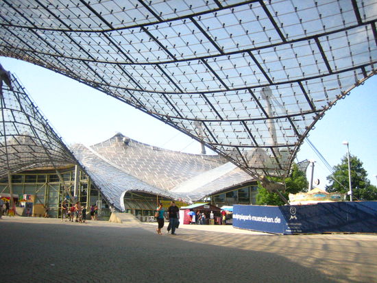 This looks very Frank Ghery-esque