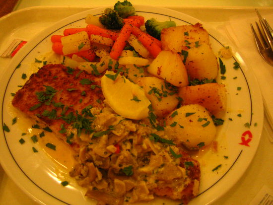 But this snapper, potatoes and seasoned vegetables does the trick