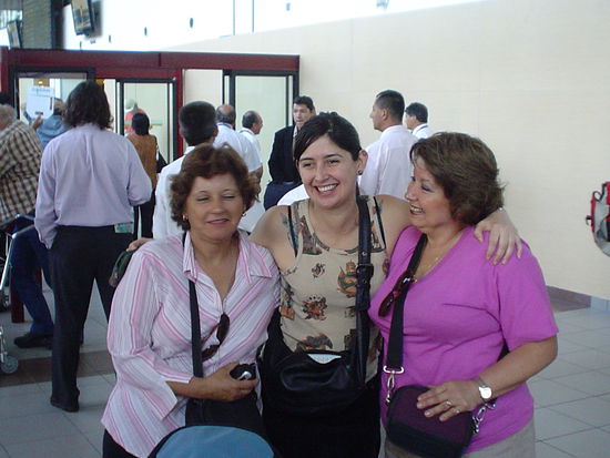 Arriving at the airport and greeted by my two aunts Tia Mona and Tia Gaby