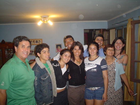 What a great looking family, hey? From left to right: Tio Memo, Little Leo, Lorena, Big Leo, Sandra, Joanna, Cono, Tia Mona and yours truly.