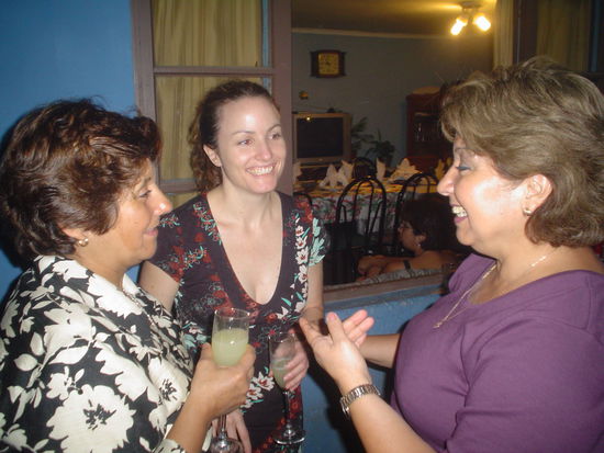 Curly pretending to understand.  That´s right, just keep smiling!