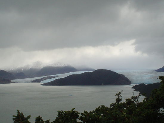 The very impressive Glaciar Grey