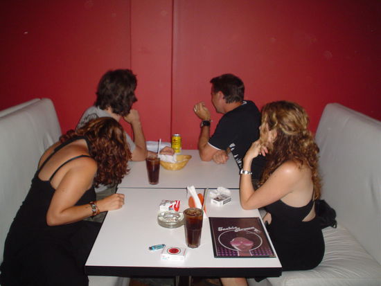 ok everyone, on the count of 3 . . . One . . . two . . .