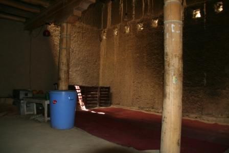 Dark dining room needs a improvement