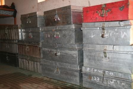 Metal boxes for personal things