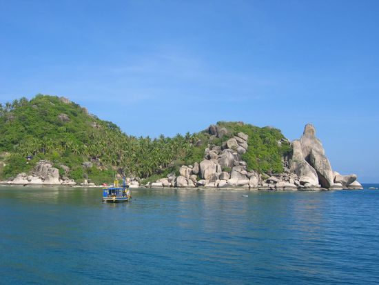 stony buddha looking out to Koh Panggan