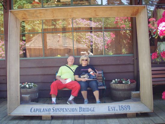 Nicht aus dem rahmen gefallen 
(Not fallen out of frame...)