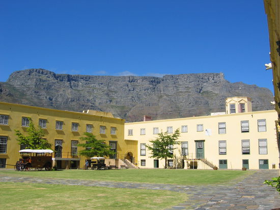 Cape town castle and Table mountain