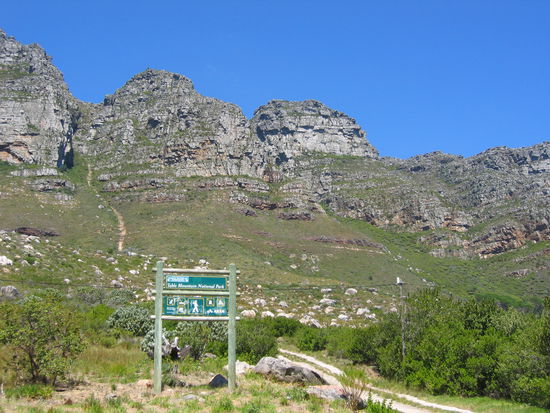 Table mountain, or rather one of the twelve apostles. We're going up the one above the sign, Kasteels buttress.