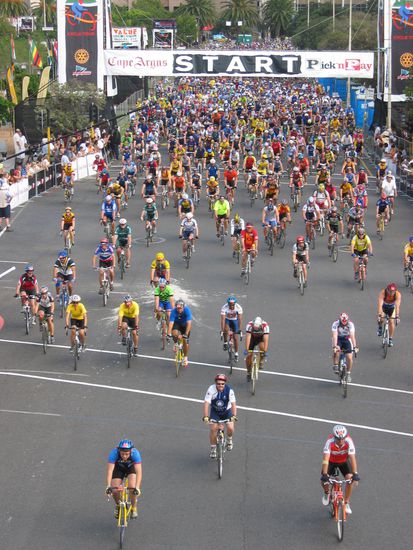 Start of the Cape Argus race, by the time I took this picture, most of the hard core bikers had already long finished