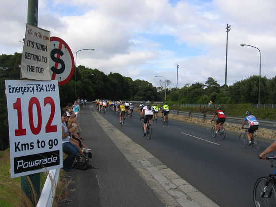 that's just below the University, close to where Sarah lives. how reassuring that the race is almost done...