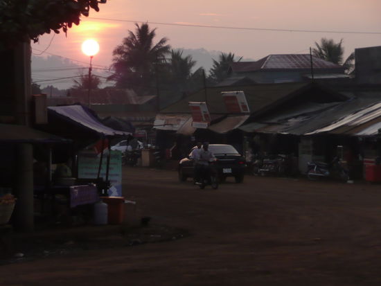 sunrise in Banlung