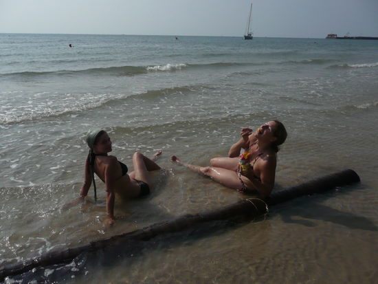 Kerstin and Dunja enjoying freshly cut fruit