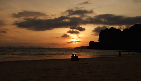 Sunset on Railay beach