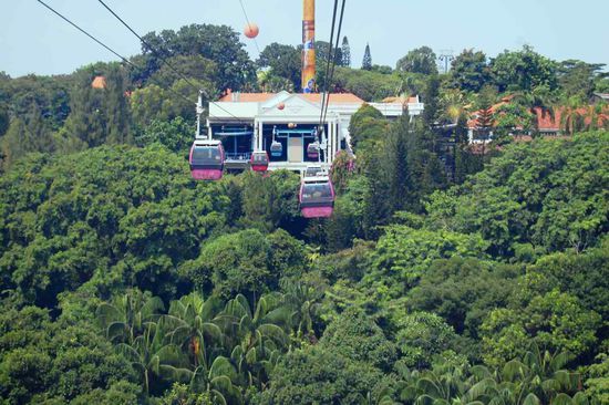 Cable car to Sentosa Island