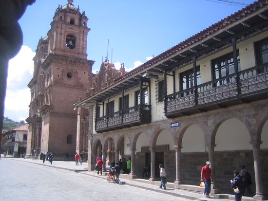 These colonial houses make Cusco to a beautiful place.