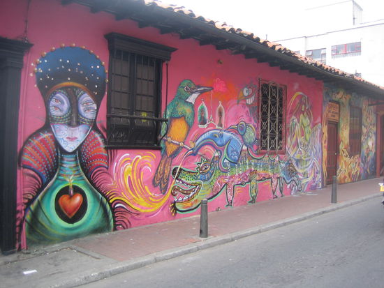 House front in the Candelaria neighborhood.